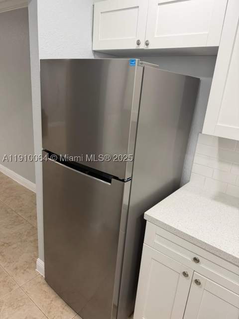 1805 W 56th St 412, Hialeah FL - photo 7 of 20