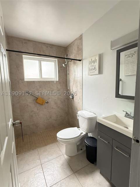 17902 NW 81st Ct, Hialeah FL - photo 12 of 30