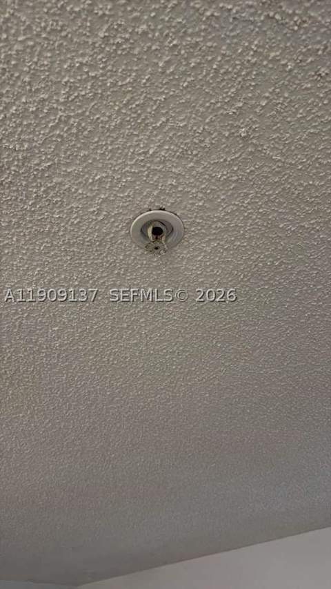 17902 NW 81st Ct, Hialeah FL - photo 24 of 30