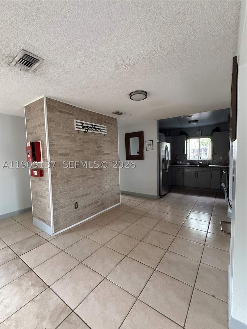4 bedroom SingleFamilyResidence at 17902 NW 81st Ct, Palm Springs North Sec N, Hialeah — photo 5