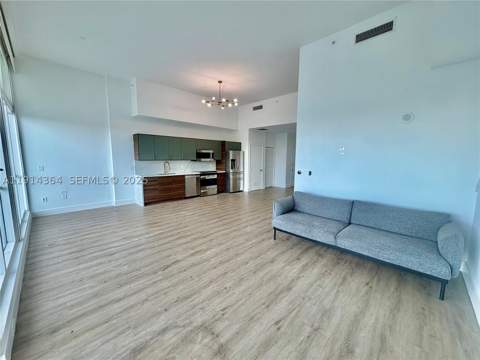 1800 N Bayshore Dr 306, Miami FL - photo 10 of 52