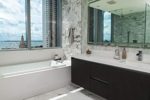 851 NE 1st Ave 1811, Miami FL - photo 12 of 59