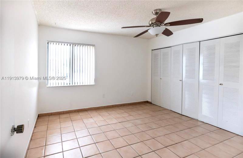 3 bedroom SingleFamilyResidence at 11570 SW 5th St, Gil-Mar Sub, Sweetwater — photo 5