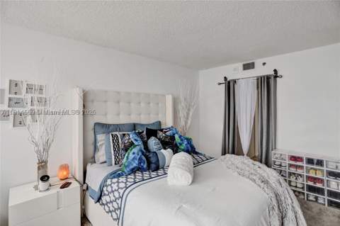 7601 E Treasure Dr 2421, North Bay Village FL - photo 18 of 37
