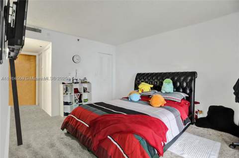 7601 E Treasure Dr 2421, North Bay Village FL - photo 23 of 37