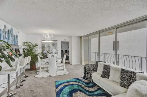 7601 E Treasure Dr 2421, North Bay Village FL - photo 7 of 37