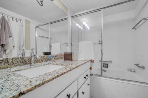 800 NE 195th Street 601, Miami FL - photo 23 of 35