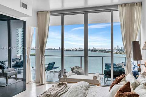 2020 N Bayshore Dr 1906, Miami FL - photo 19 of 35