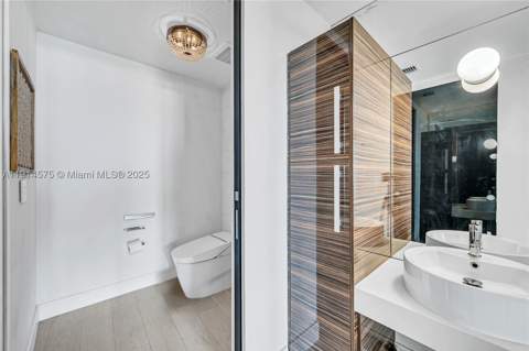 2020 N Bayshore Dr 1906, Miami FL - photo 8 of 35
