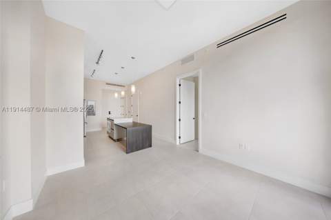 1030 15th St 306, Miami Beach FL - photo 10 of 77