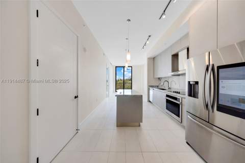 1030 15th St 306, Miami Beach FL - photo 12 of 77