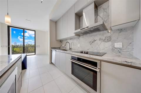 1030 15th St 306, Miami Beach FL - photo 16 of 77