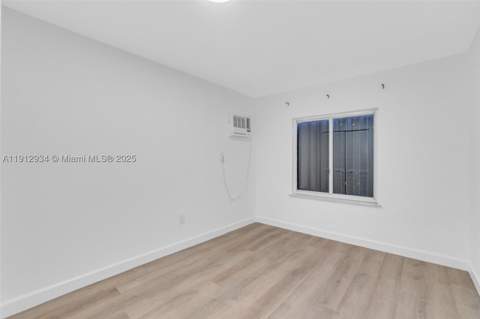342 W 37th St, Hialeah FL - photo 17 of 35