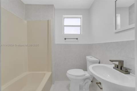 342 W 37th St, Hialeah FL - photo 22 of 35