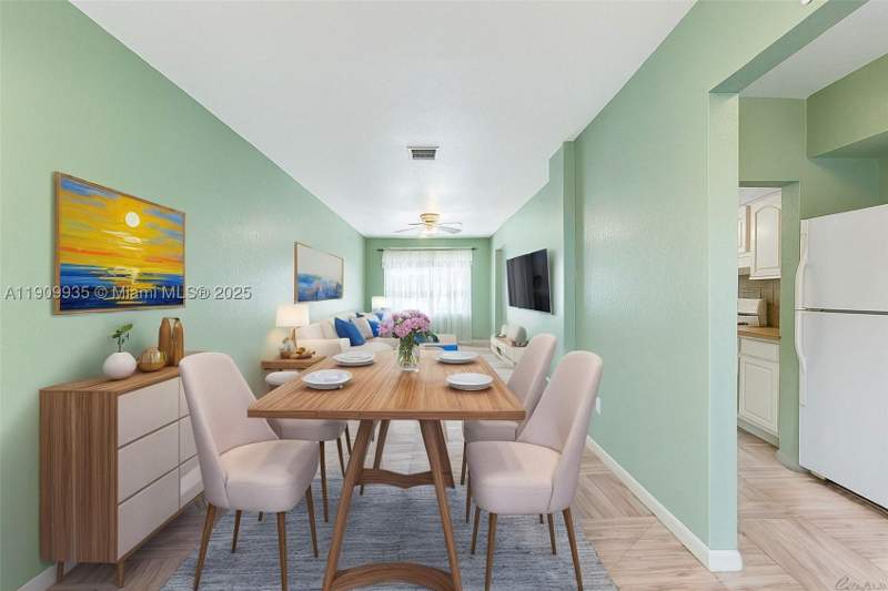 2 bedroom Townhouse at 427 NW 84th Ter 427, Sunset Palm Villas Condo, Miami — photo 3