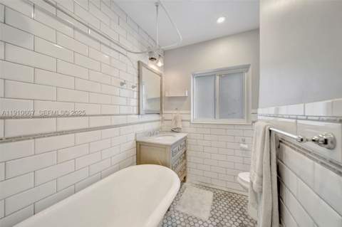 619 NE 87th St, Miami FL - photo 17 of 38