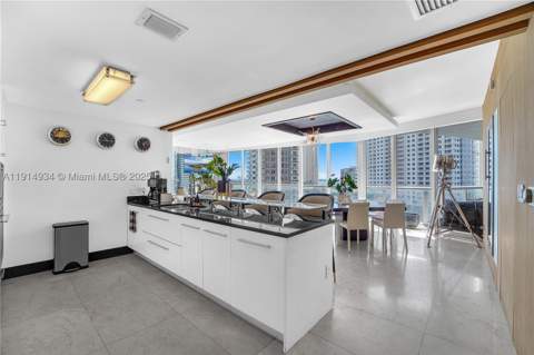 465 Brickell Ave 1001, Miami FL - photo 15 of 42