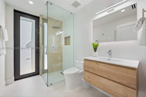 2127 SW 11th Ter, Miami FL - photo 18 of 28