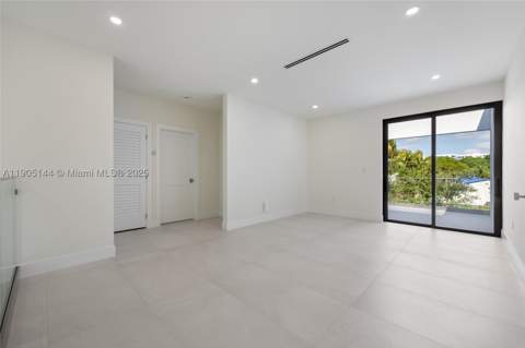 2127 SW 11th Ter, Miami FL - photo 19 of 28