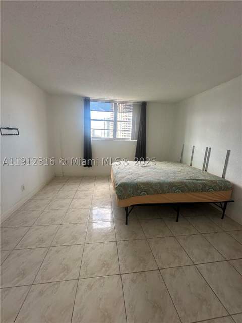 19390 Collins Ave 1019, Sunny Isles Beach FL - photo 10 of 14