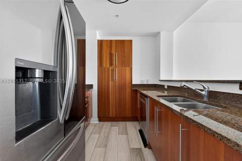300 S Biscayne Blvd T-2407, Miami FL - photo 11 of 40