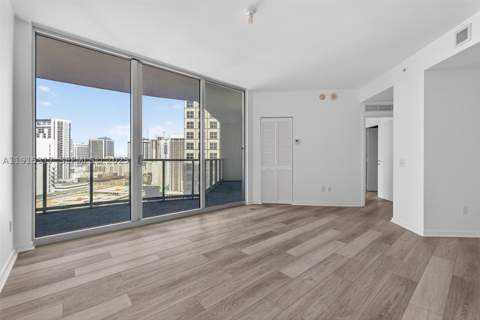 300 S Biscayne Blvd T-2407, Miami FL - photo 17 of 40
