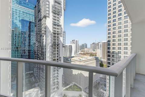 300 S Biscayne Blvd T-2407, Miami FL - photo 22 of 40
