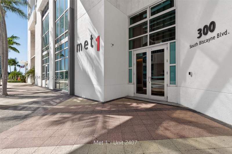 1 bedroom Condominium at 300 S Biscayne Blvd T-2407, Met 1 Condo, Miami — photo 4