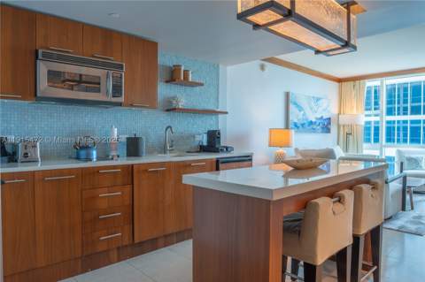 6801 Collins Ave 1002, Miami Beach FL - photo 12 of 40