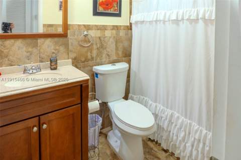 122 NE 204th St 3, Miami Gardens FL - photo 16 of 17