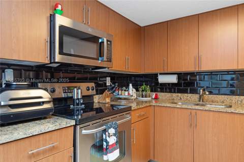 3300 NE 192nd St 1603, Aventura FL - photo 18 of 30