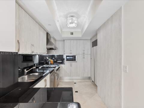 17875 Collins Ave 3305, Sunny Isles Beach FL - photo 8 of 46