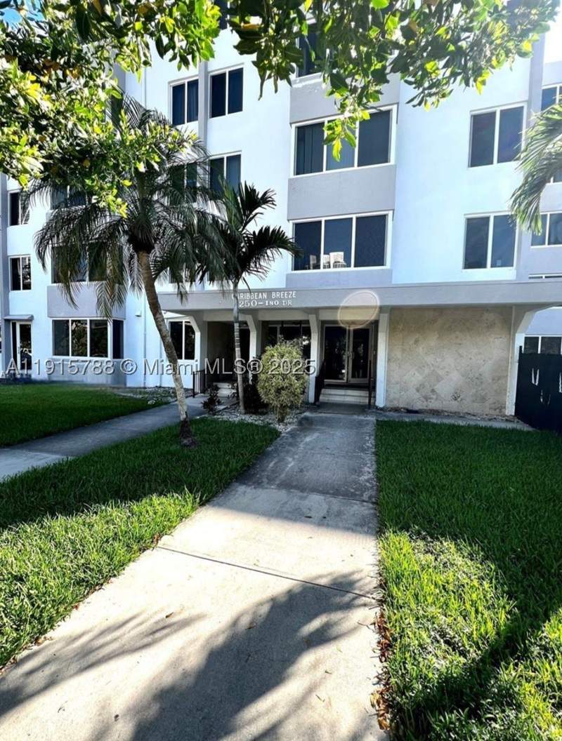 2 bedroom Condominium at 250 180th Dr 510, Caribbean Breeze Condo, Sunny Isles Beach — photo 2