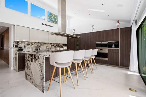 1792 Cleveland Rd, Miami Beach FL - photo 11 of 39