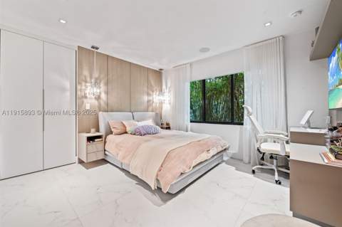 1792 Cleveland Rd, Miami Beach FL - photo 19 of 39
