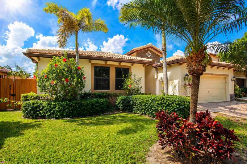 4 bedroom SingleFamilyResidence at 3663 SE 2nd Drive, Baywinds Of Barbados, Homestead — photo 3