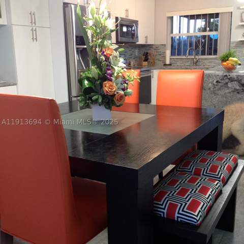 10454 NW 5th Ter 4-30, Miami FL - photo 15 of 52