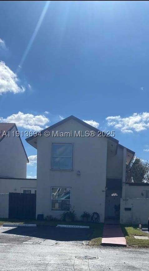3 bedroom Townhouse at 10454 NW 5th Ter 4-30, Spring Lakes Village II, Miami — photo 2
