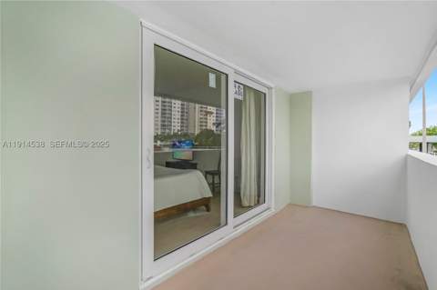 500 Bayview Dr 125, Sunny Isles Beach FL - photo 22 of 28