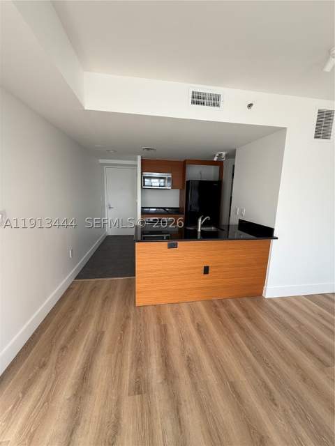 50 Biscayne Blvd 4807, Miami FL - photo 10 of 23