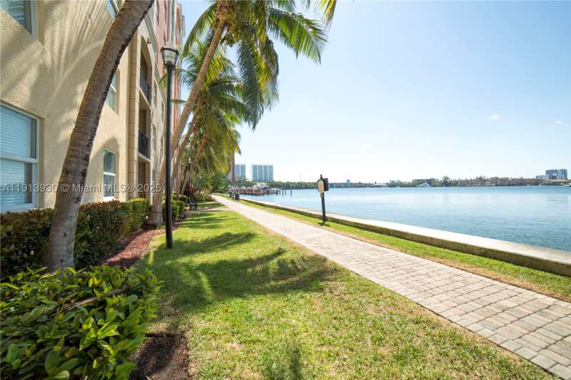 2 bedroom Condominium at 17100 N Bay Rd 1107, Porto Bellagio Condo, Sunny Isles Beach — photo 2