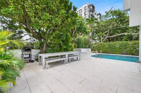 155 Sunrise Dr 4B, Key Biscayne FL - photo 12 of 18