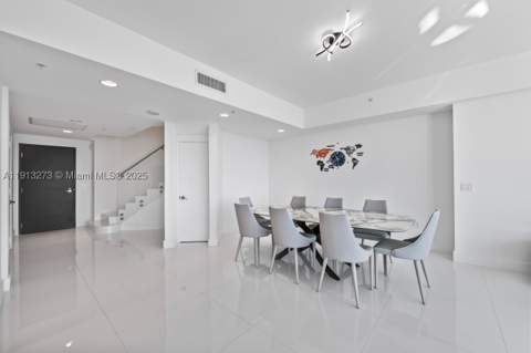 17301 Biscayne Blvd 811, North Miami Beach FL - photo 19 of 56
