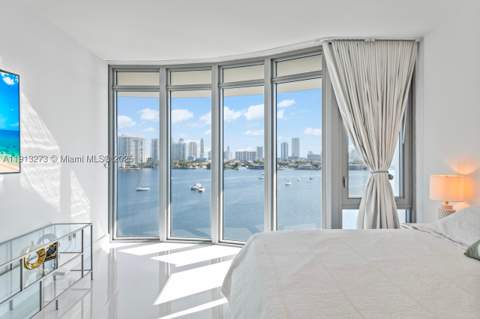 17301 Biscayne Blvd 811, North Miami Beach FL - photo 24 of 56