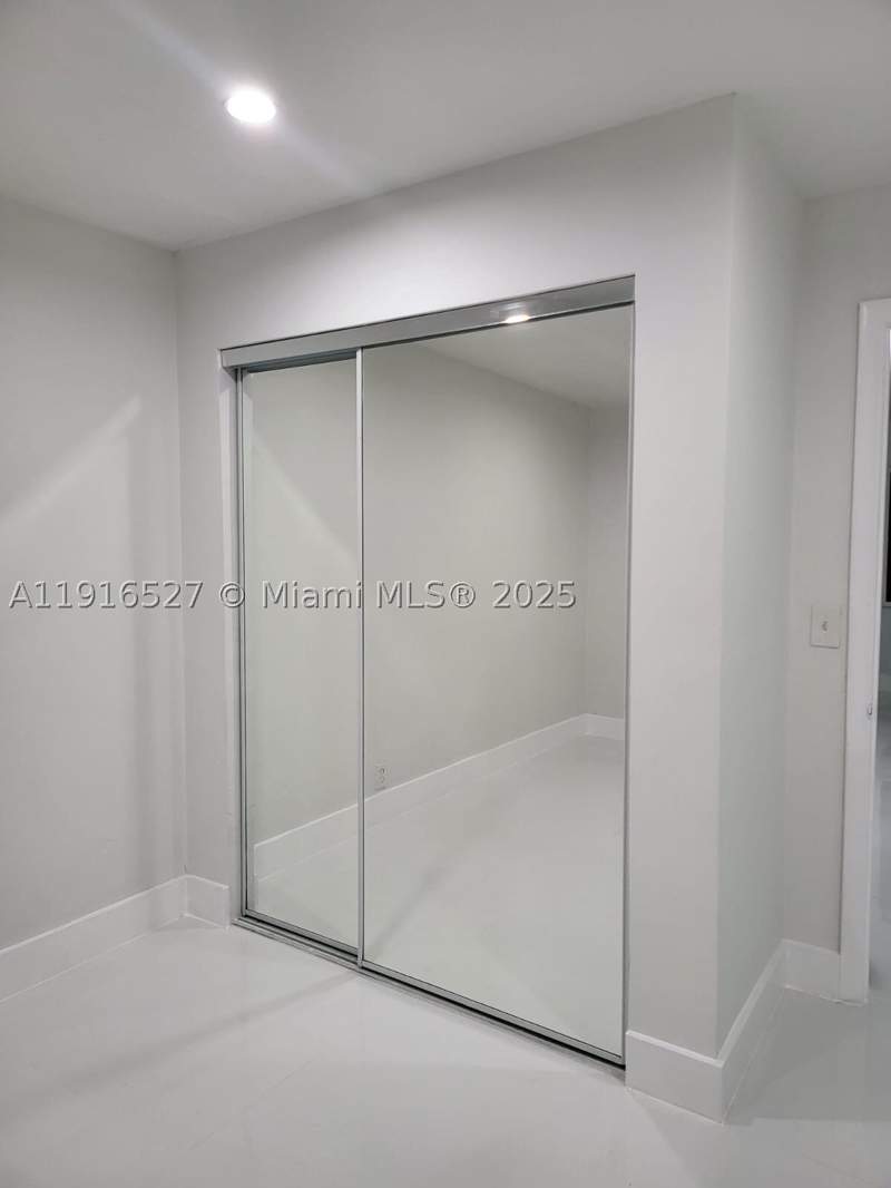1 bedroom Condominium at 9375 SW 40th Ter 203, Hemingway Villa Condo, Miami — photo 4