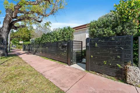 5831 Alton Rd, Miami Beach FL - photo 8 of 48