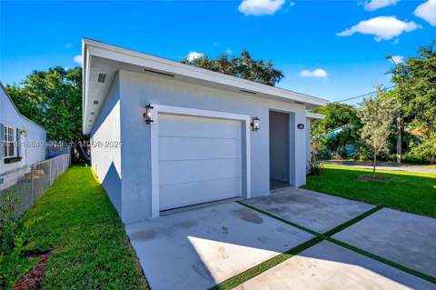 1346 NW 44th St, Miami FL - photo 16 of 52