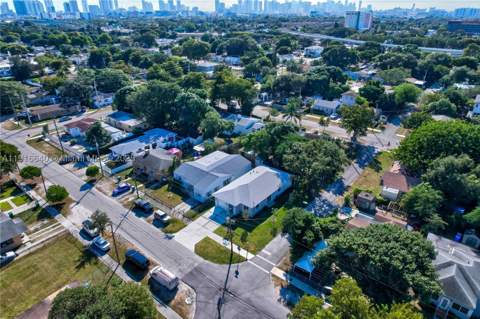 1346 NW 44th St, Miami FL - photo 18 of 52
