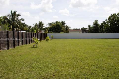 295 NE 150th St, Miami FL - photo 10 of 38