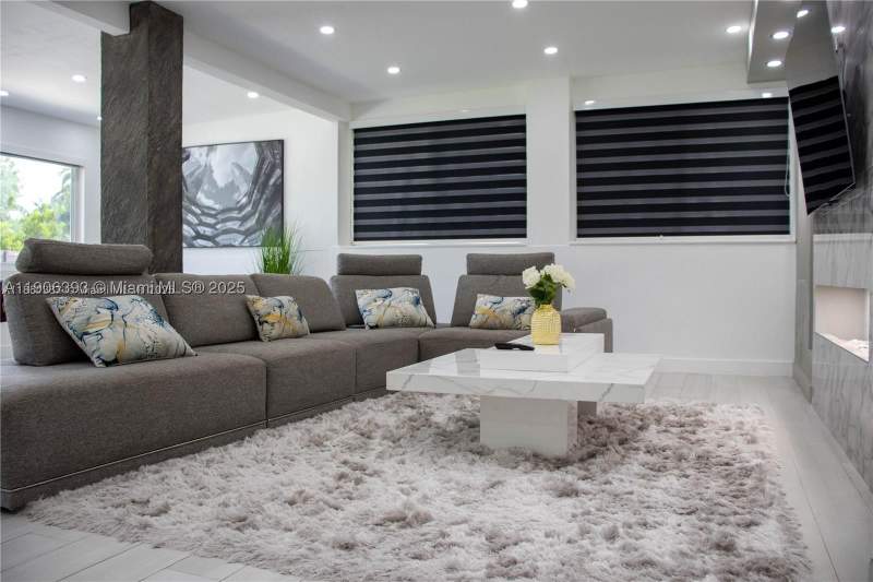 3 bedroom SingleFamilyResidence at 295 NE 150th St, Bisc Gardens Sec D, Miami — photo 5